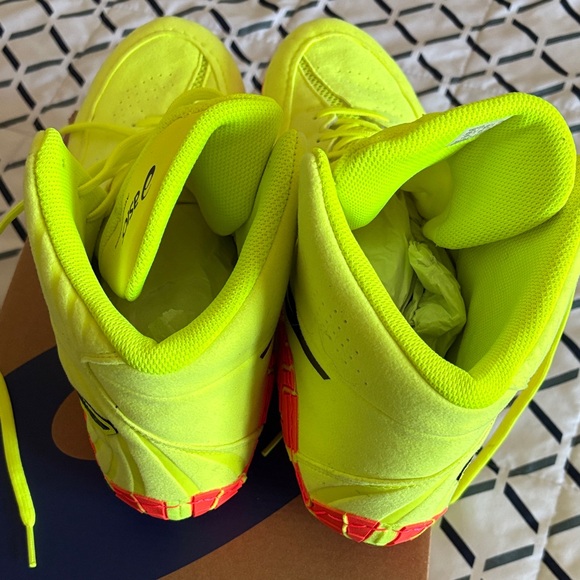 Asics Aggressor 5 Paris Wrestling Shoes safety yellow/ black - Picture 6 of 6